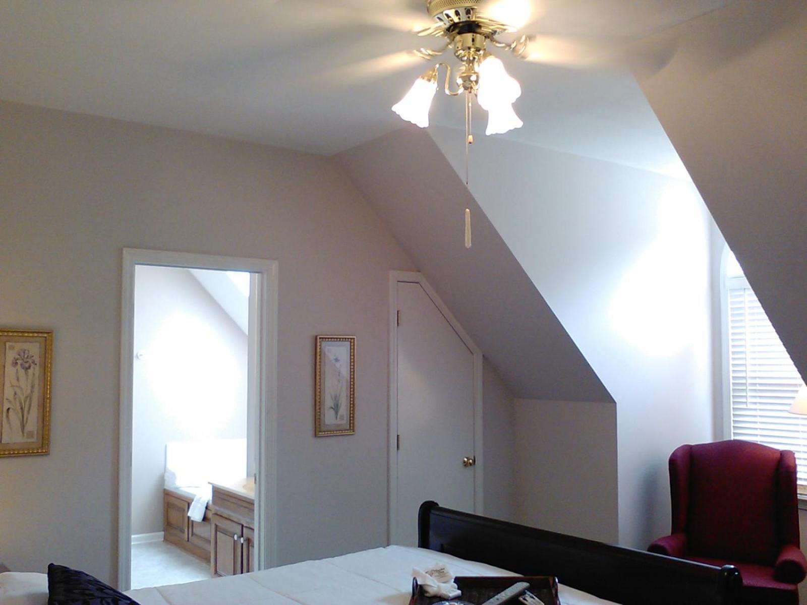 The Garden Inn Bed & Breakfast At Bee Rock 蒙特雷 外观 照片